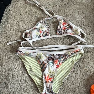 Minkpink Avalon floral strappy bikini